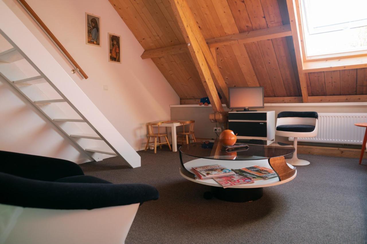 Familie- En Groepsverblijf Het Voorhuis Loon op Zand Экстерьер фото